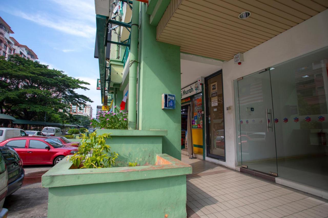 Hashtag 12 Boutique Hotel Kota Kinabalu Exterior foto